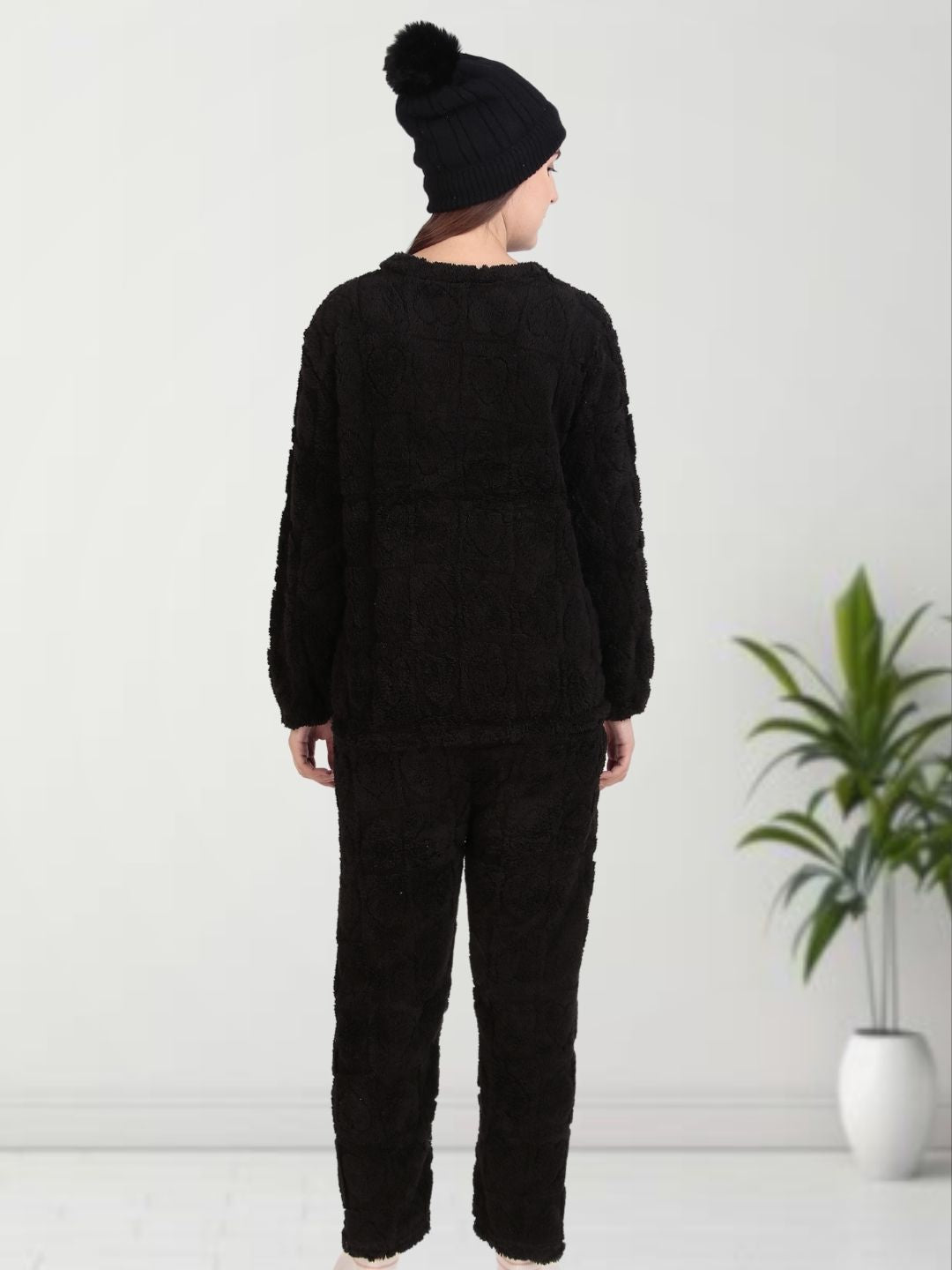 Black Dreamy Hearts Nightsuit