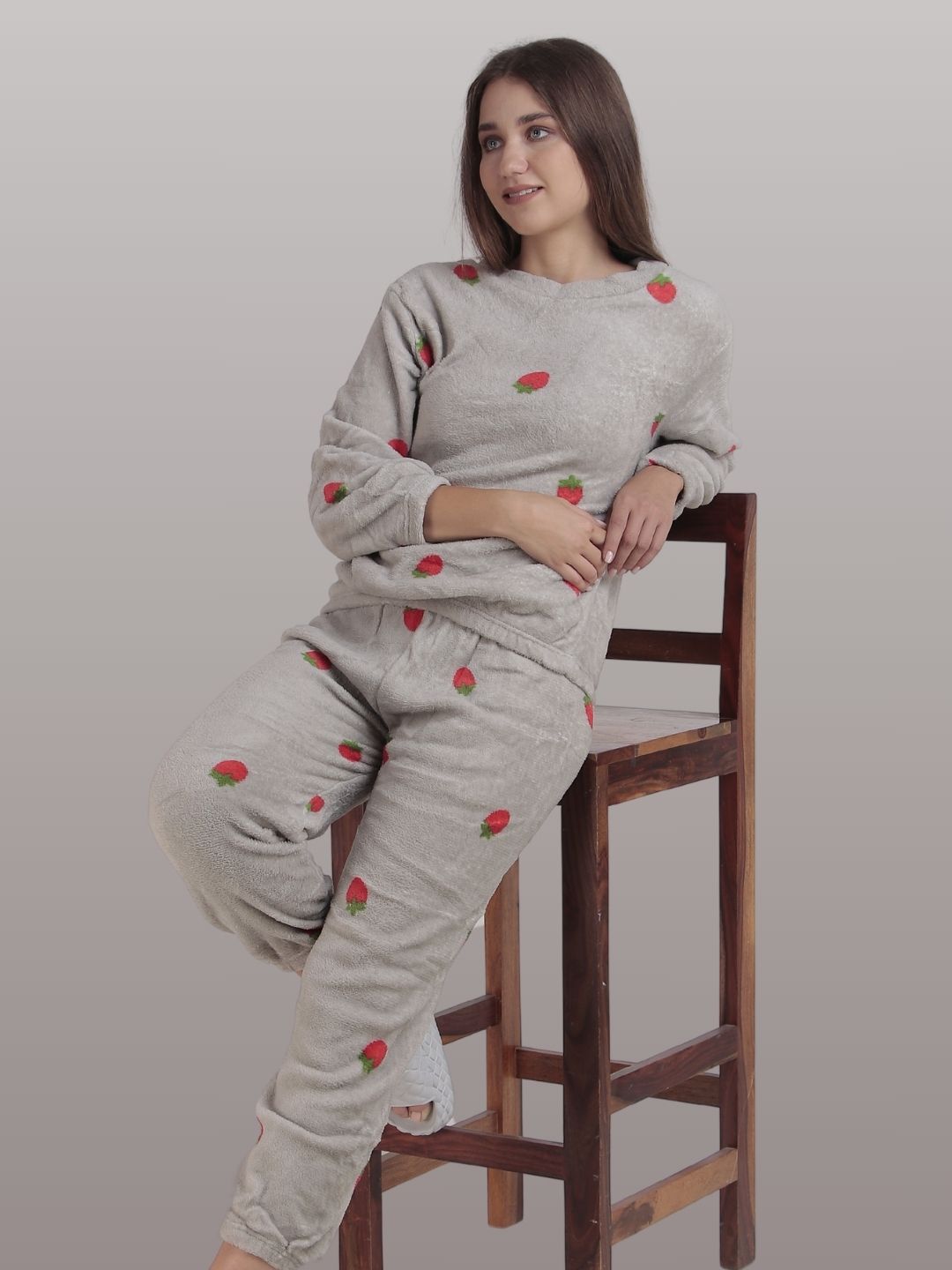 Berry Cute: Grey Nightsuit