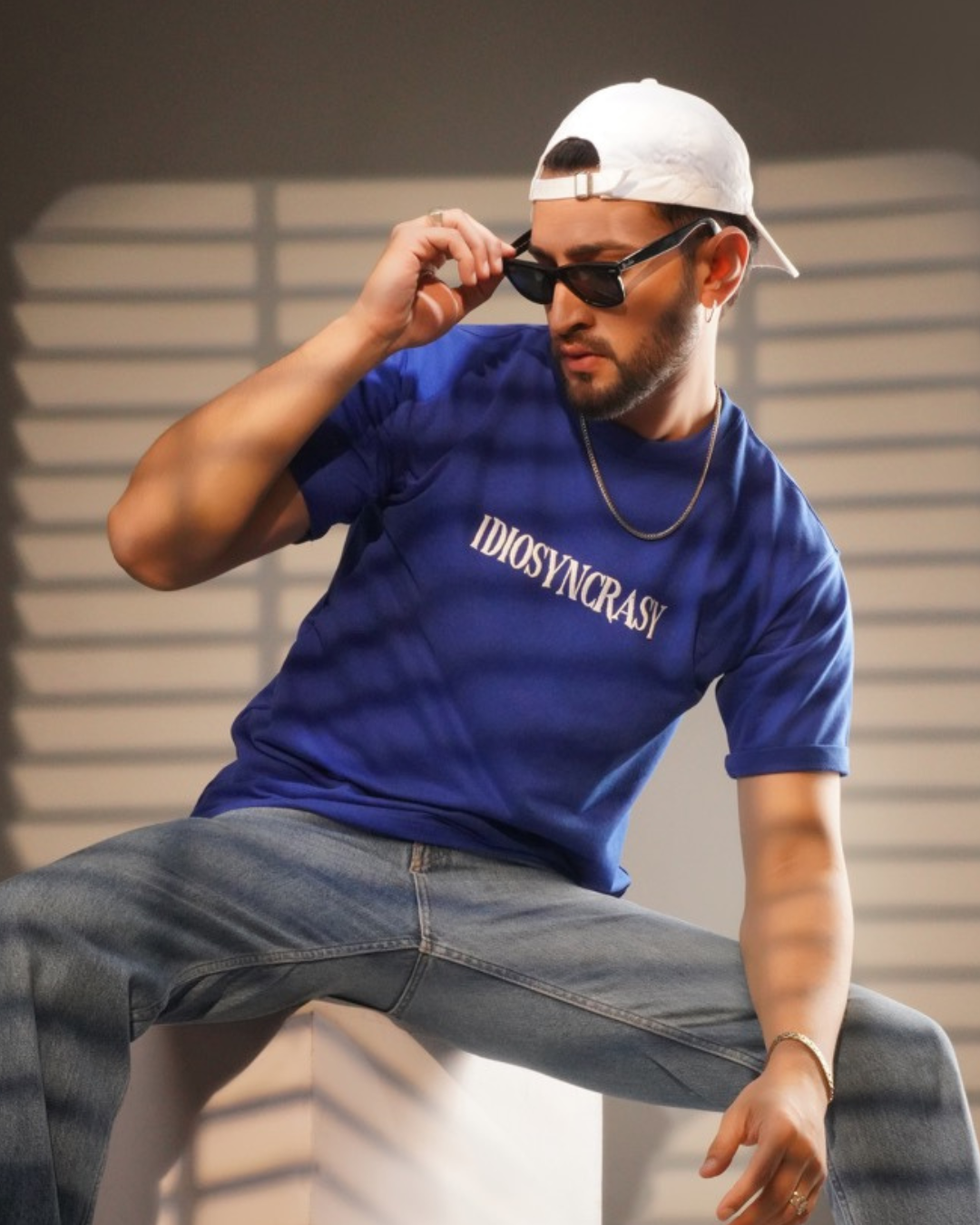 ODDITY OF PERSONALITY: BLU (MEN)