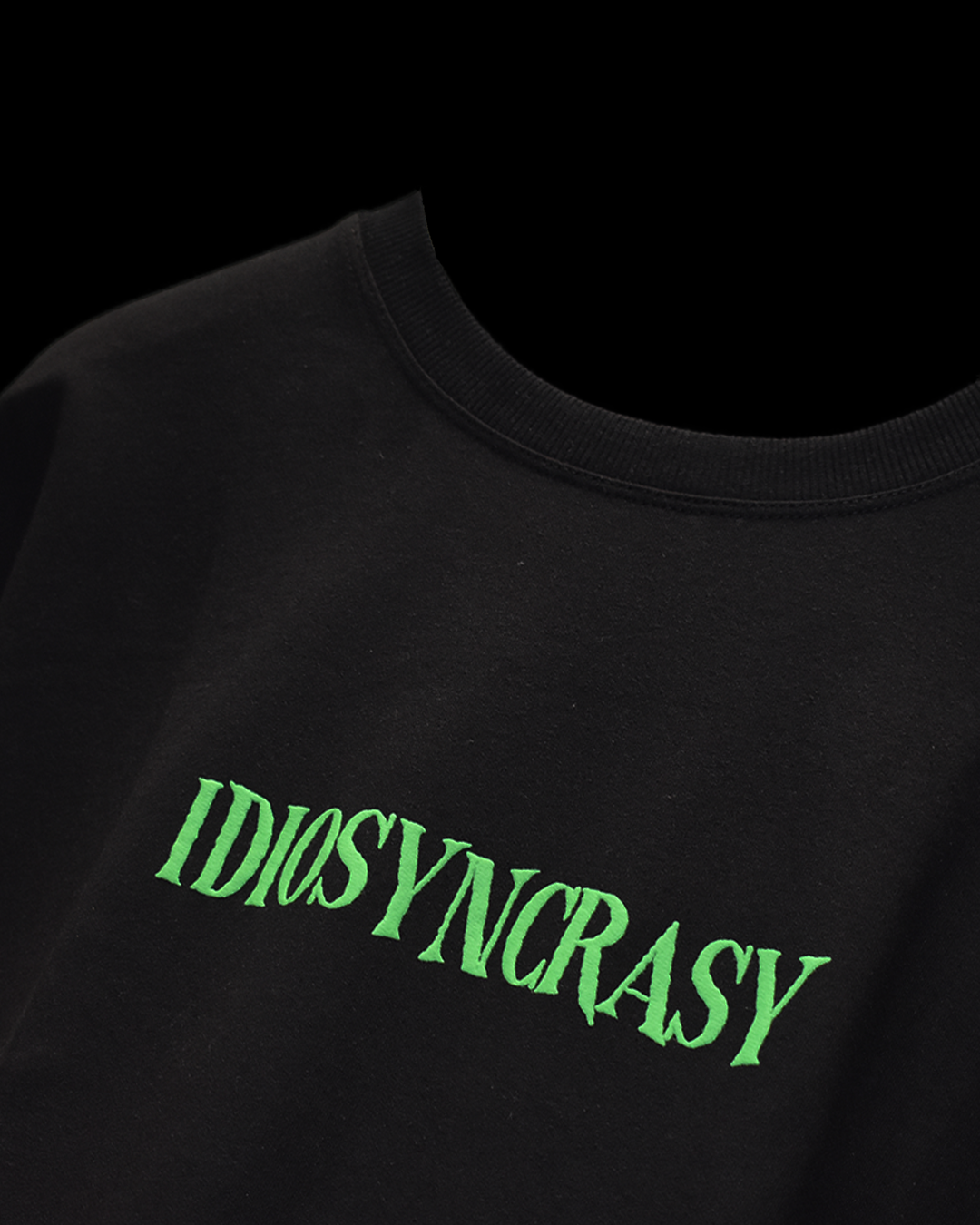 ODDITY OF PERSONALITY: BLACK (WOMEN)